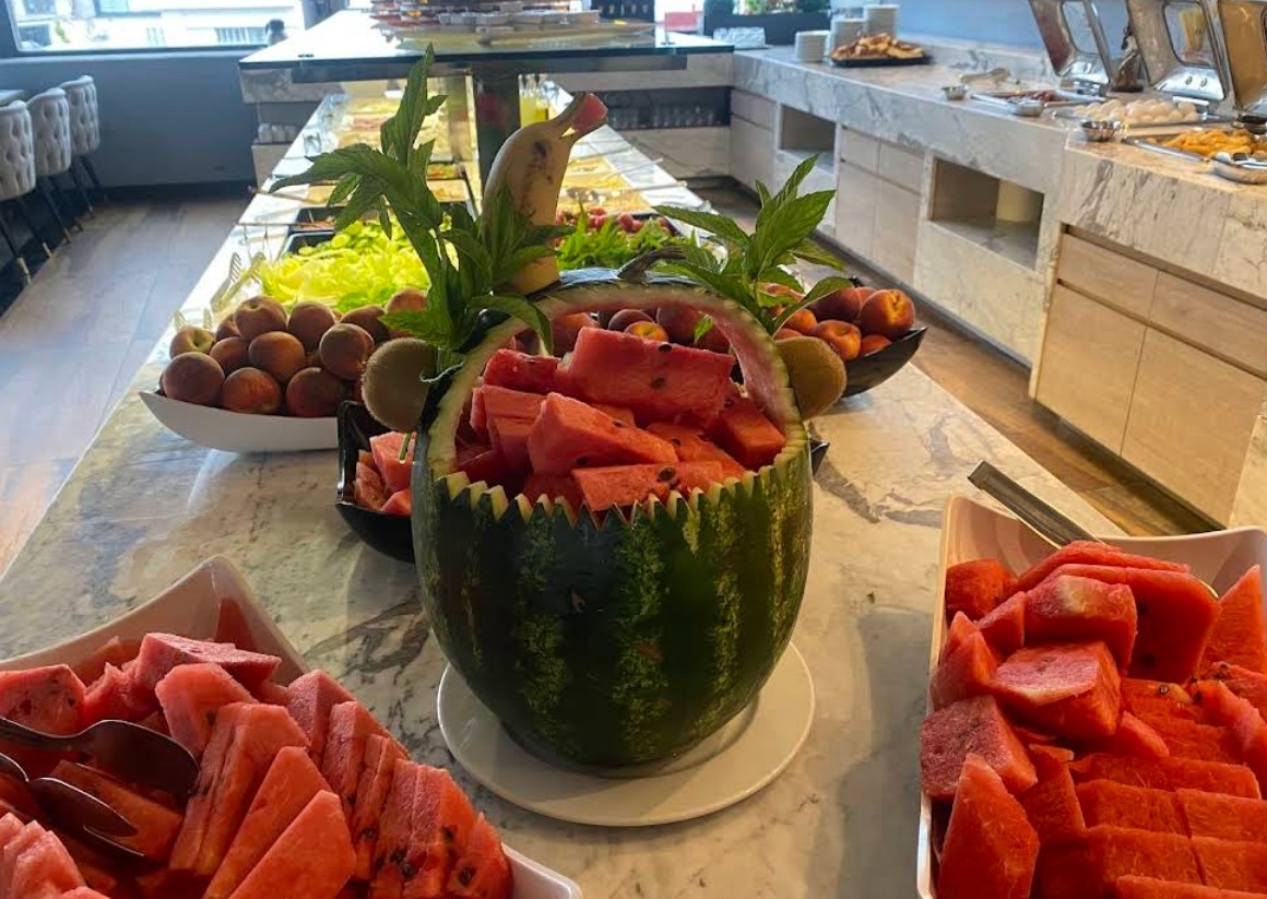 Food & Drinks