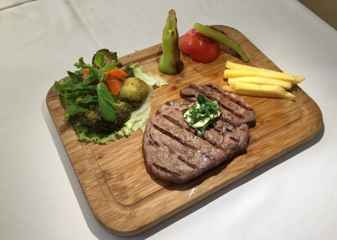 Food & Drinks
