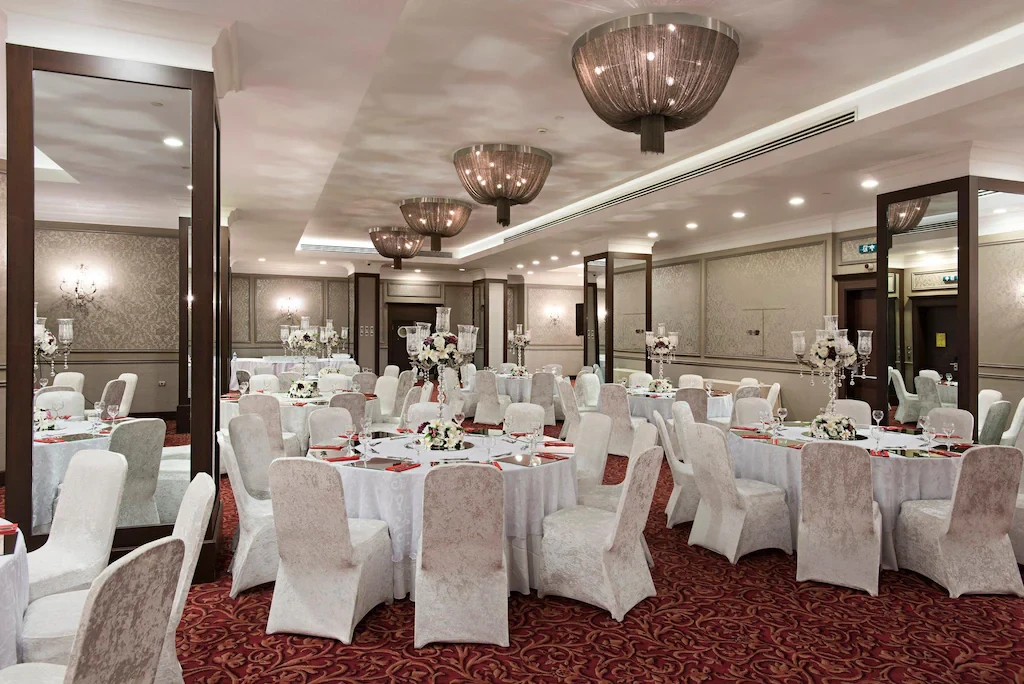 Holiday Inn Istanbul Sisli