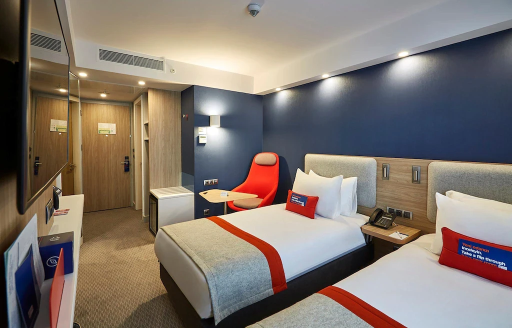Holiday Inn Express Istanbul  Atakoy Metro