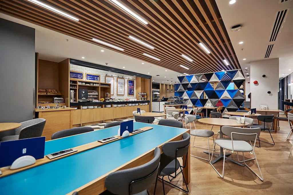 Holiday Inn Express Istanbul  Atakoy Metro