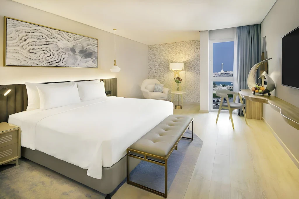 Radisson Blu Hotel & Resort Abu Dhabi Corniche