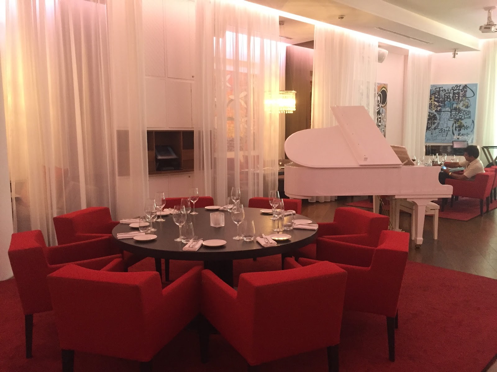 La Cantine Du Faubourg