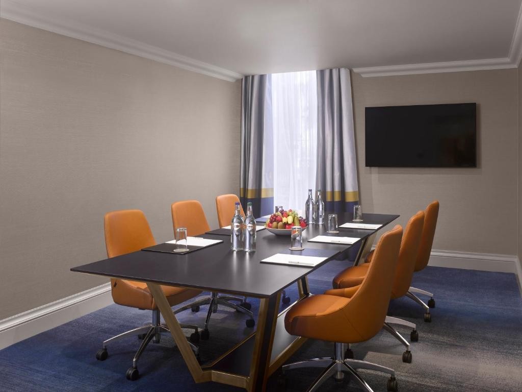 Staybridge Suites Dubai Internet City, an IHG Hotel