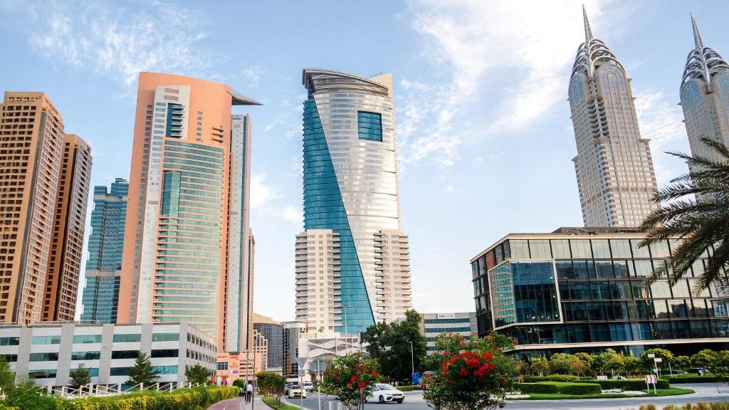 Staybridge Suites Dubai Internet City, an IHG Hotel