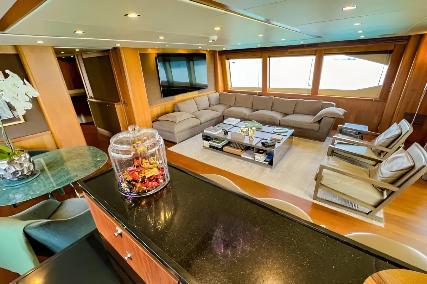 A 4 Encore  Yacht Dubai