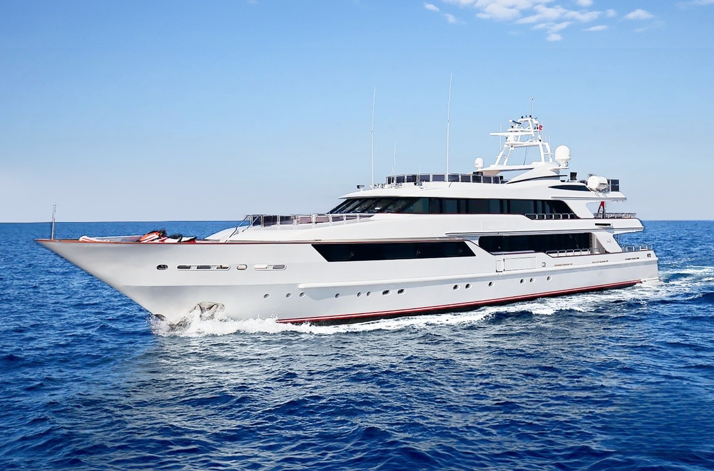 Benetti 164ft VIVA Yacht Dubai