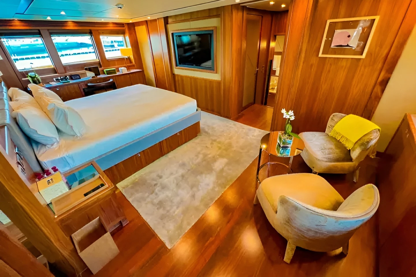 A 4 Encore  Yacht Dubai