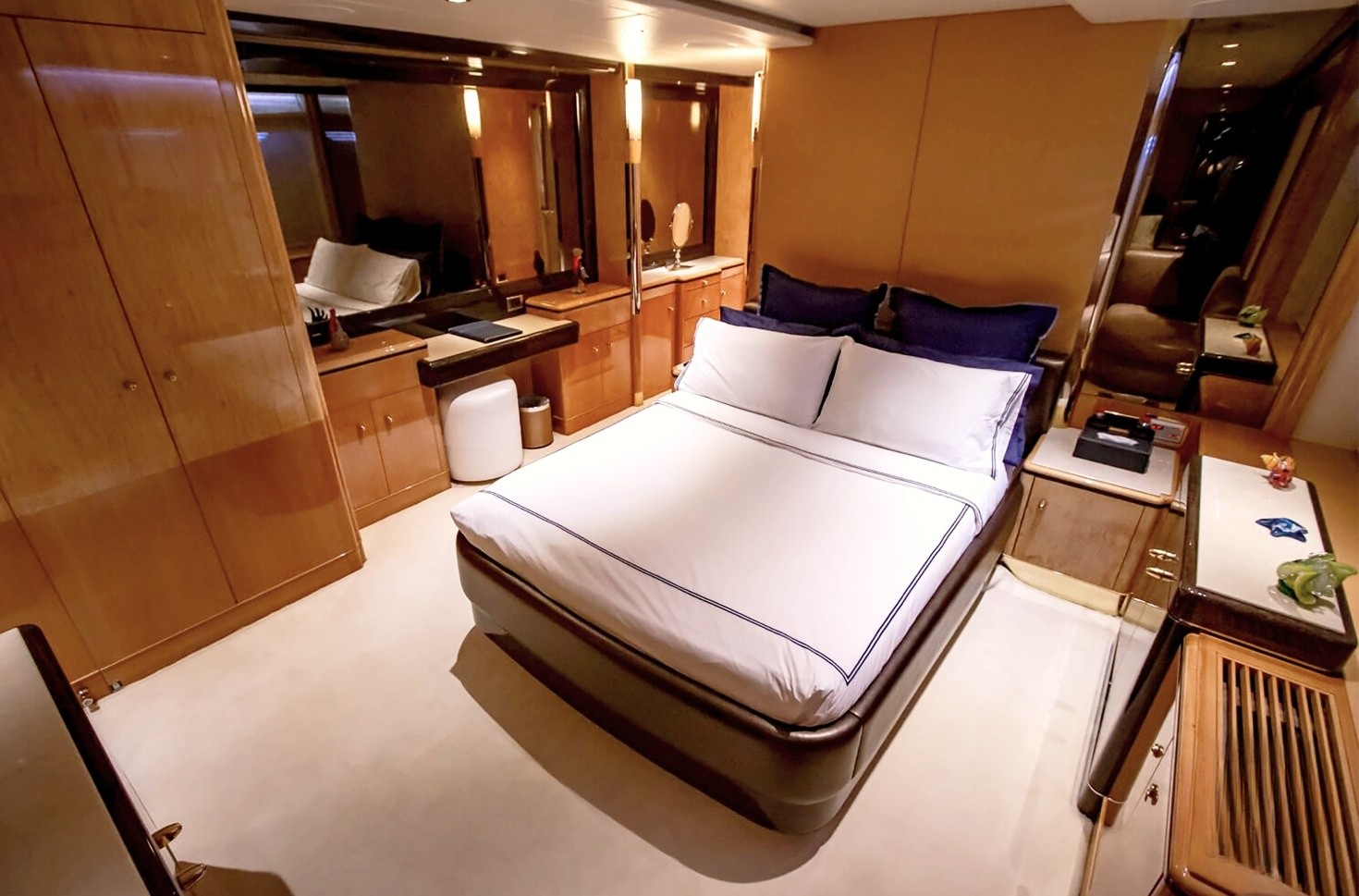 Benetti 164ft VIVA Yacht Dubai