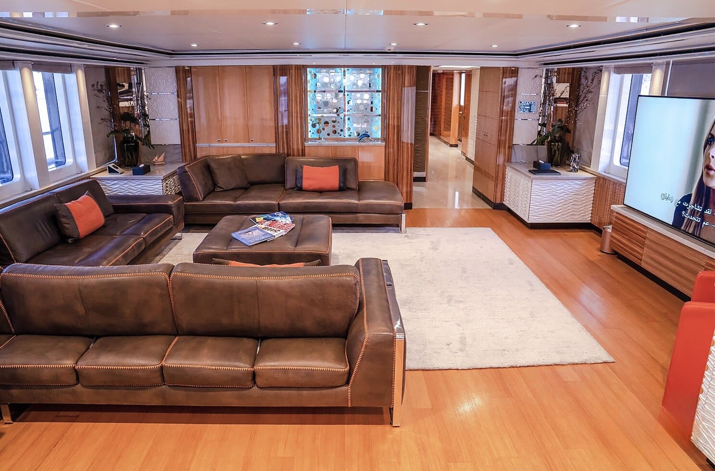 Benetti 164ft VIVA Yacht Dubai