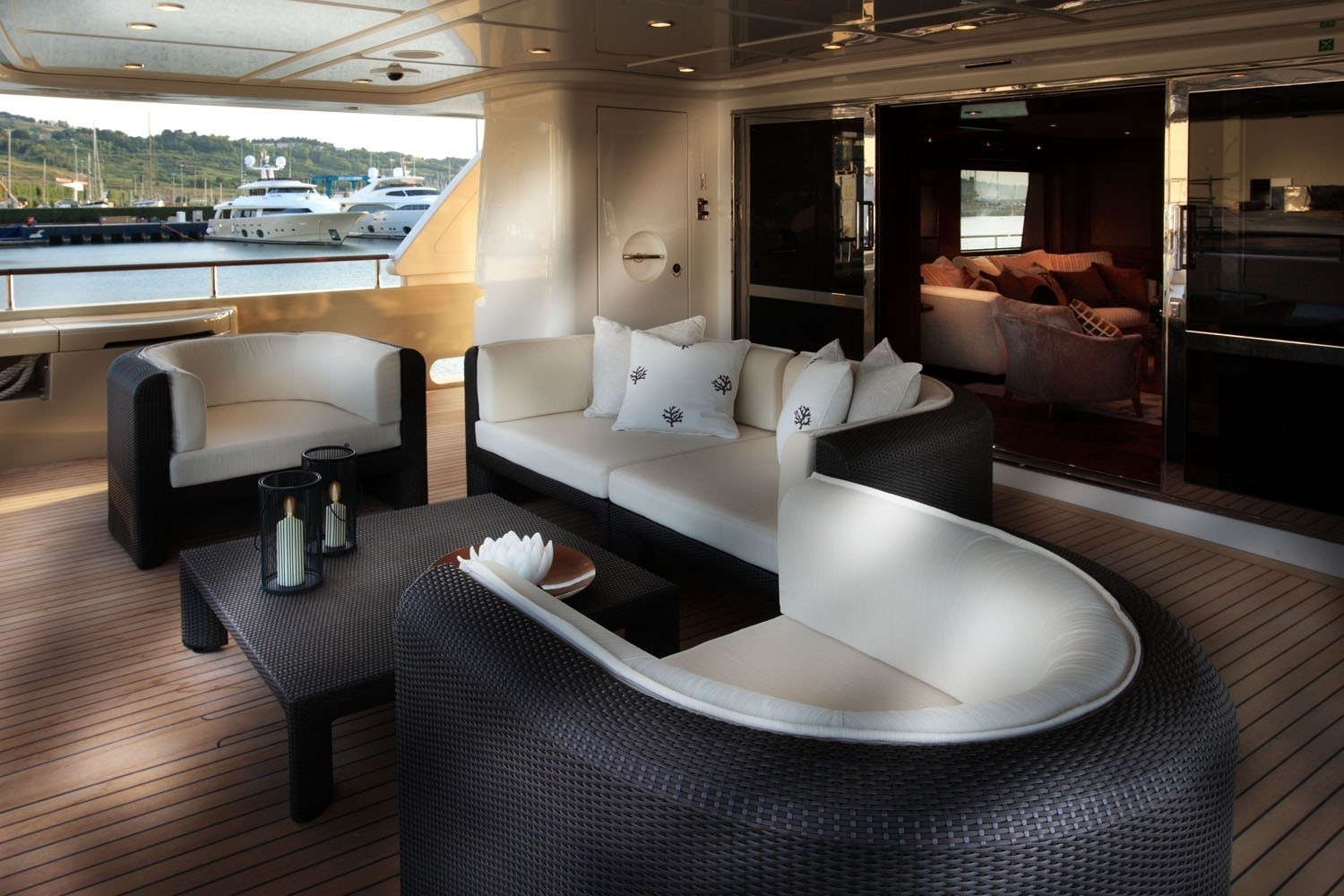 A 2 Behike Yacht Dubai