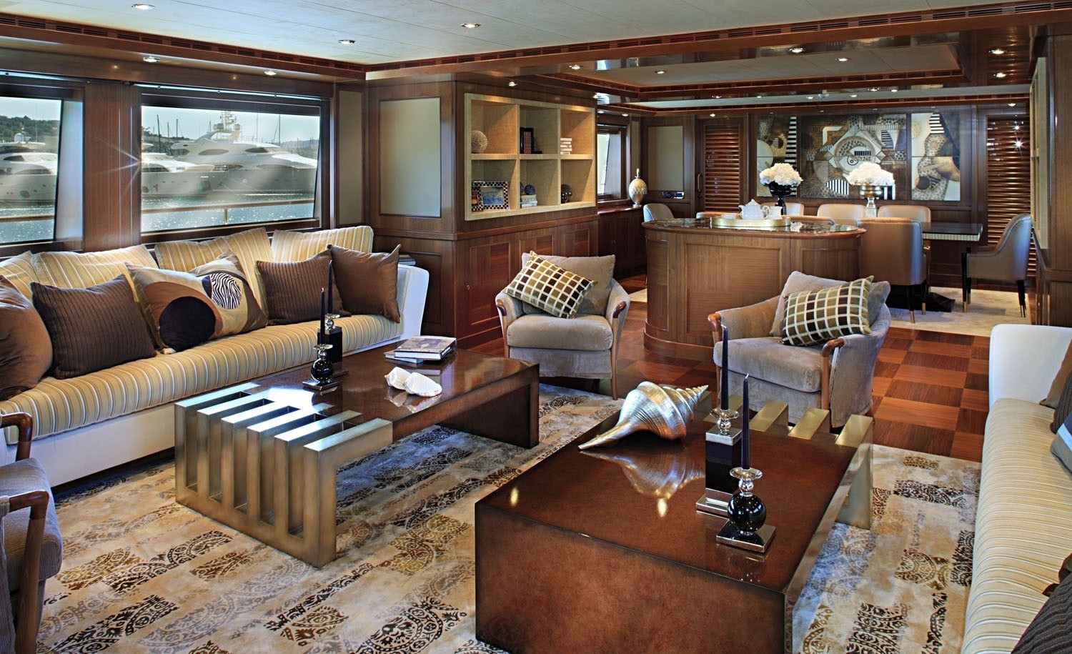 A 2 Behike Yacht Dubai