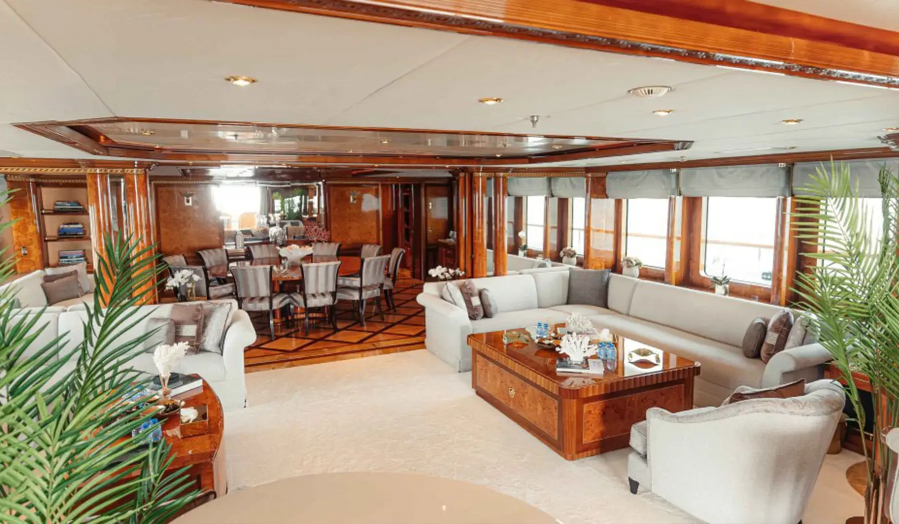 Benetti 200ft Zara Yacht Dubai