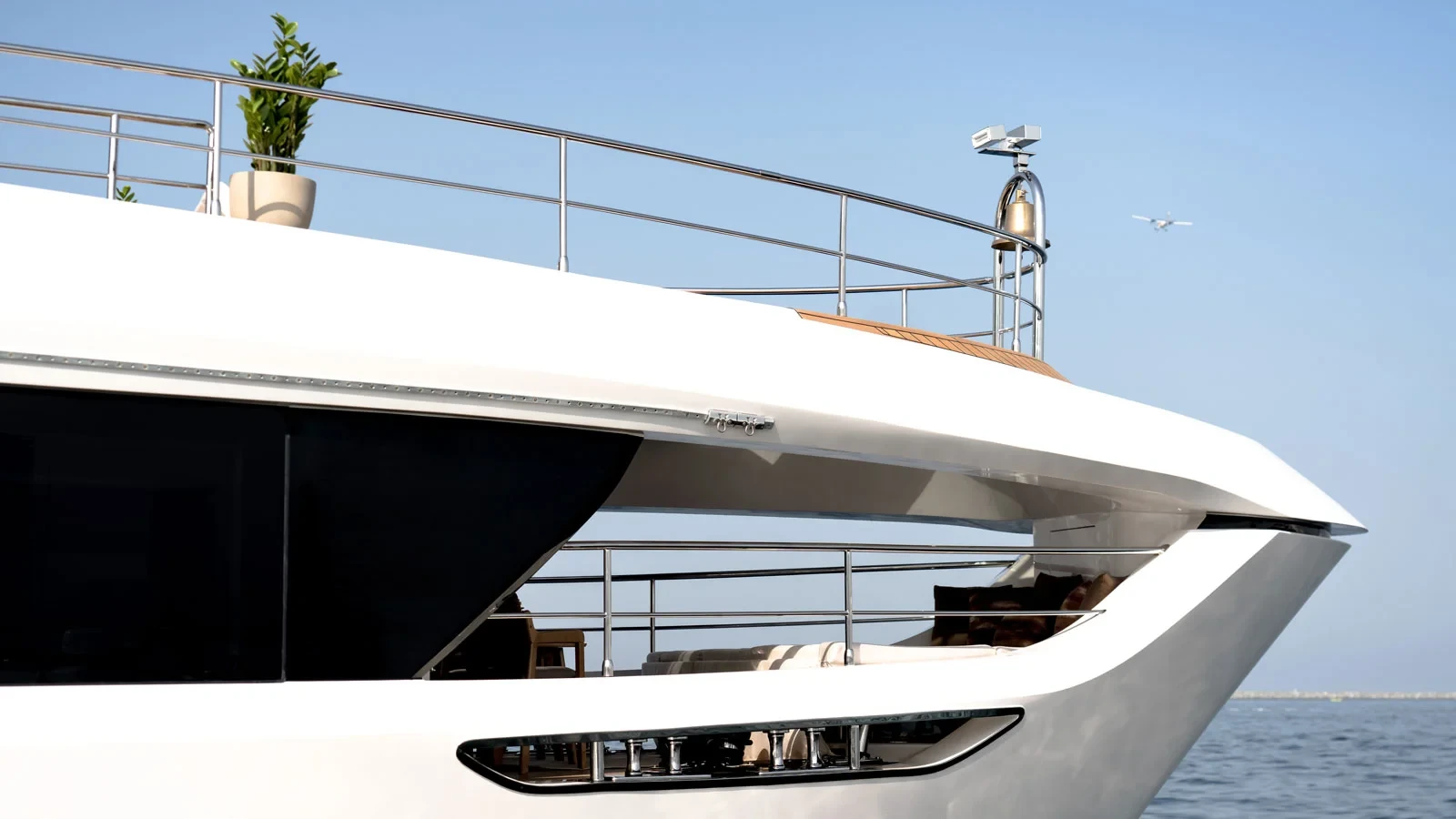 Majesty 100 Capable Models  Dubai Fleets  Yachts