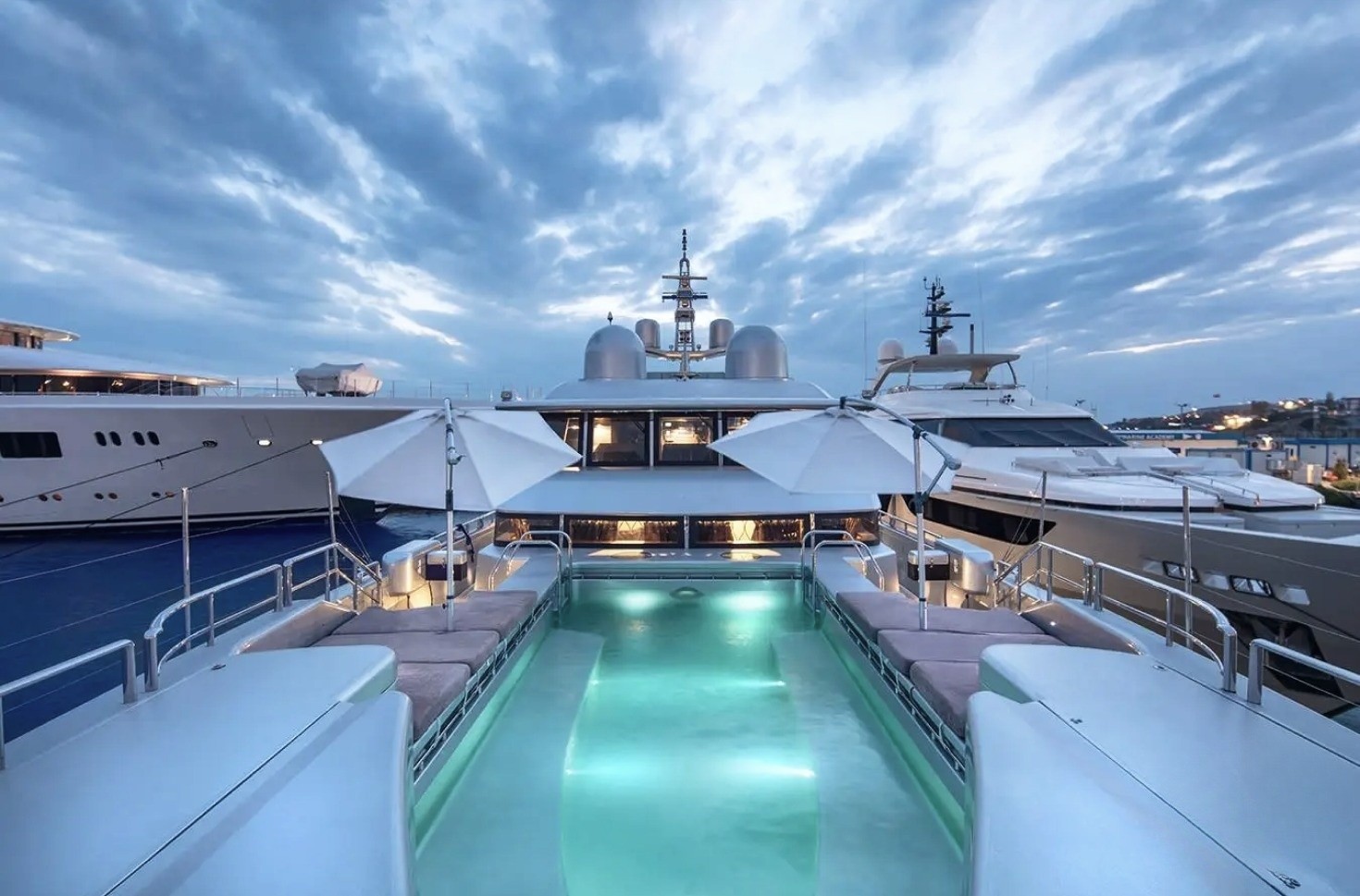 Feadship 164ft Rana Yacht Dubai
