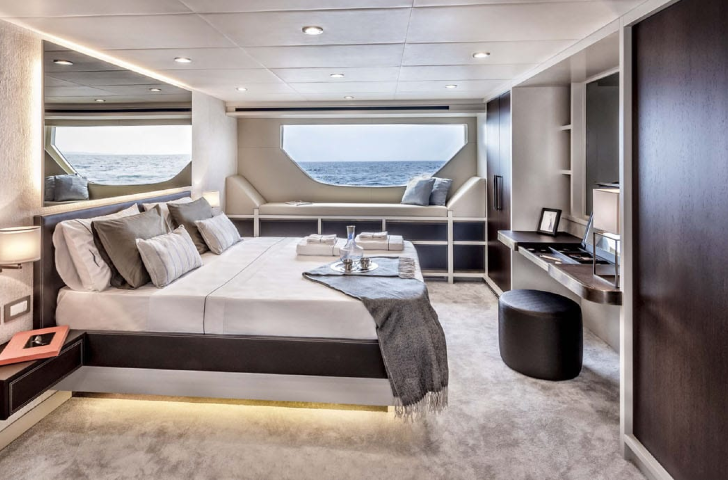 Numarine 105ft Dolice  Vita Yacht Dubai