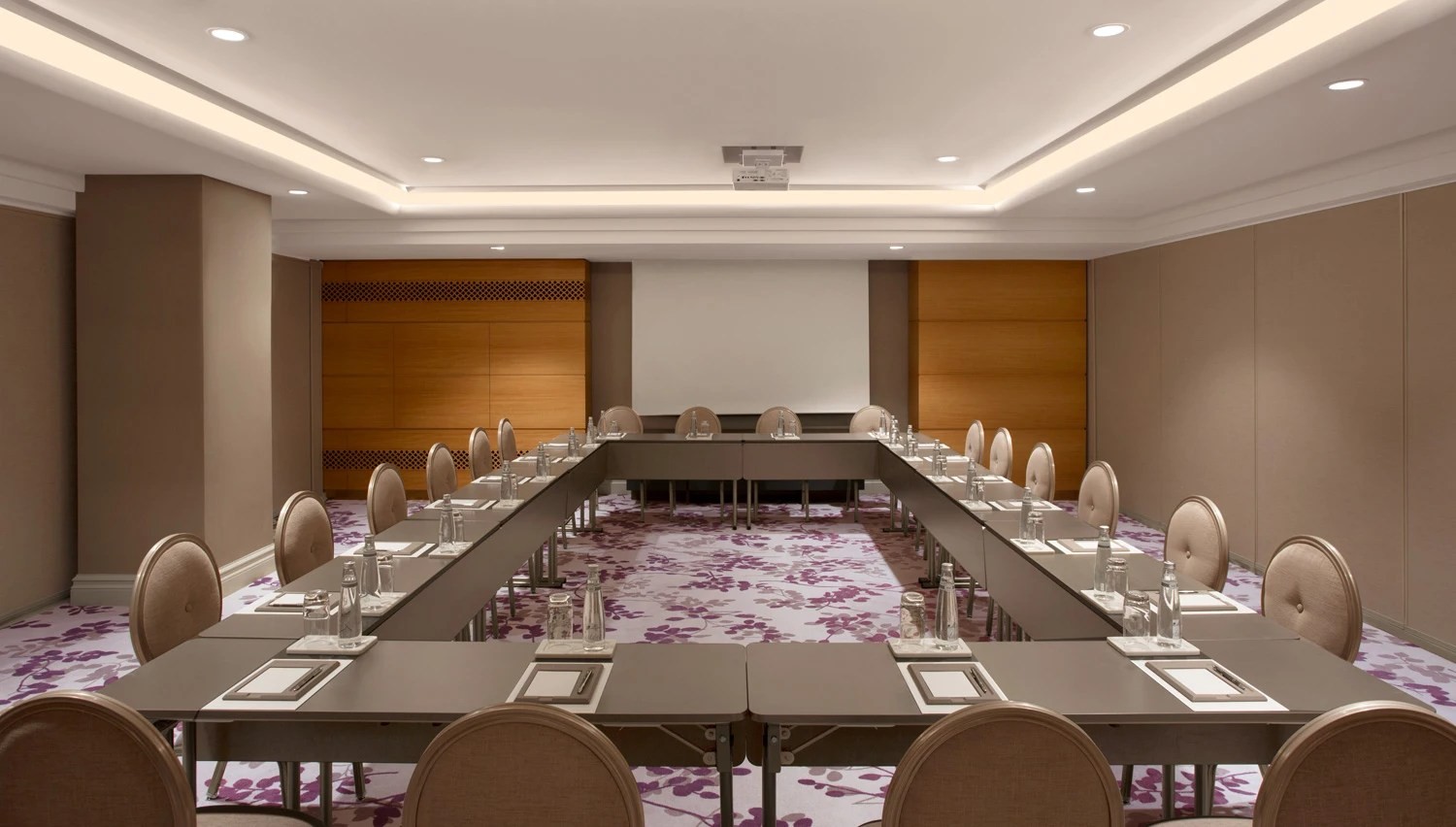 Lazzoni Hotel