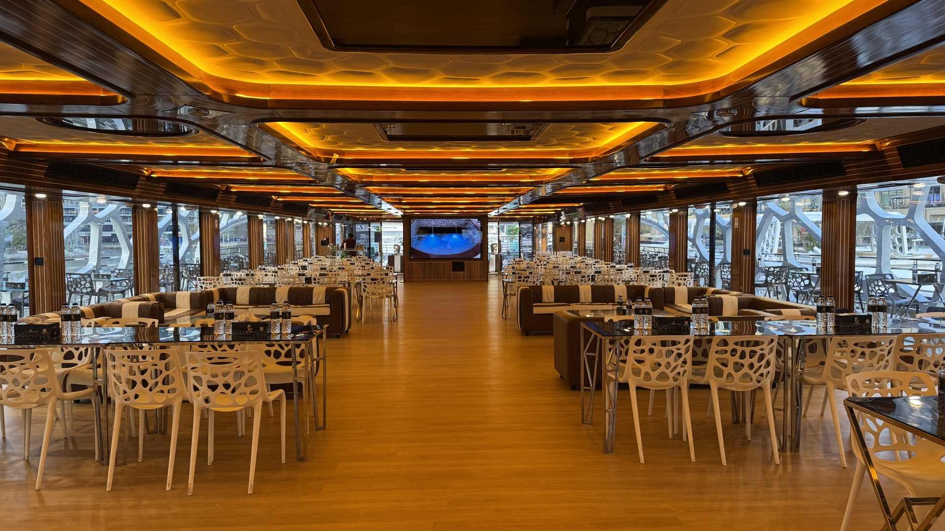 Lotus Royale By Lotus Yacht Dubai