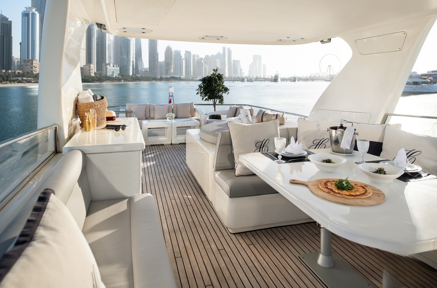 Harval 96ft Amara Yacht Dubai