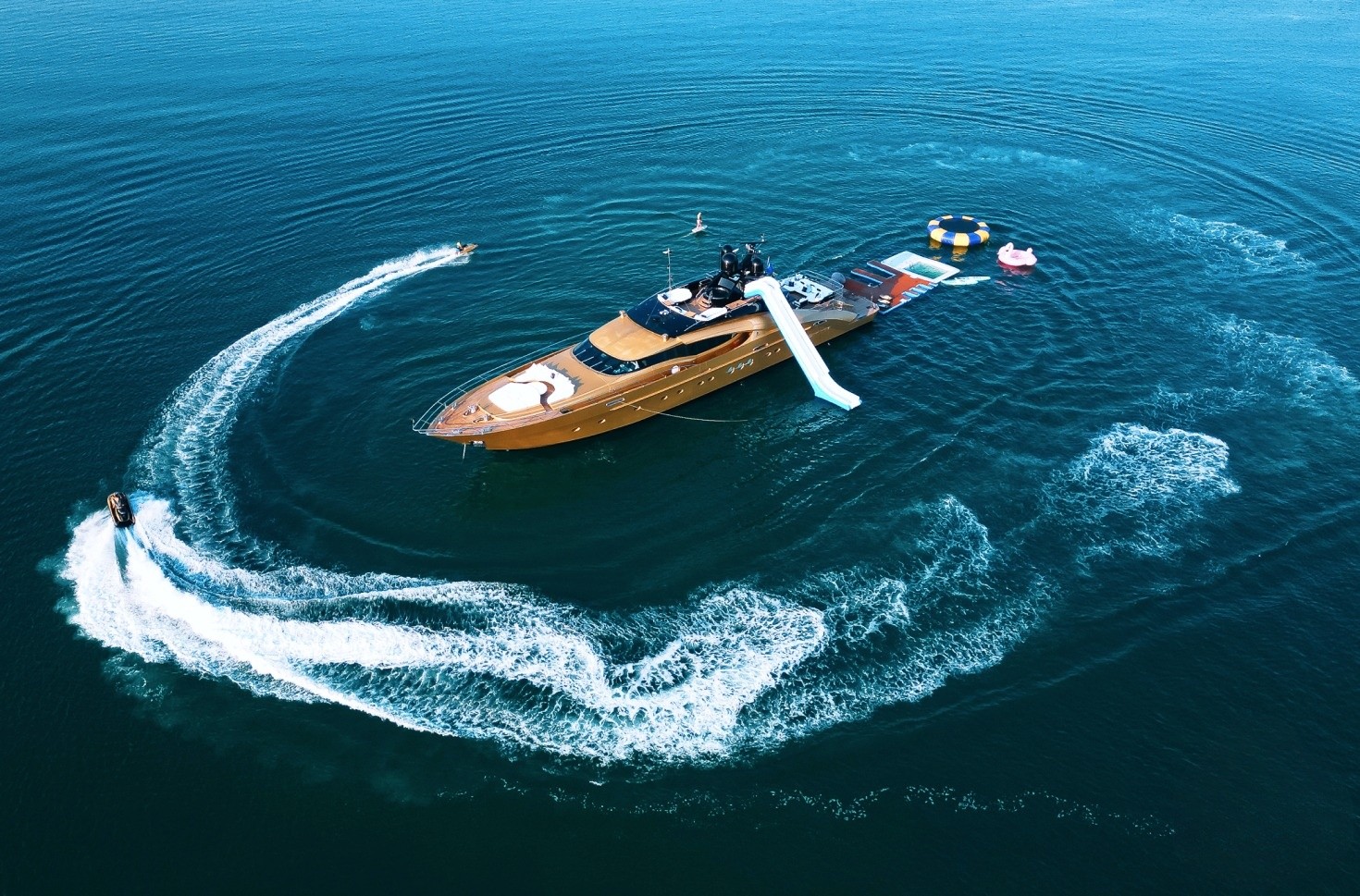 Royalty 136ft  MAYA Yacht  Dubai