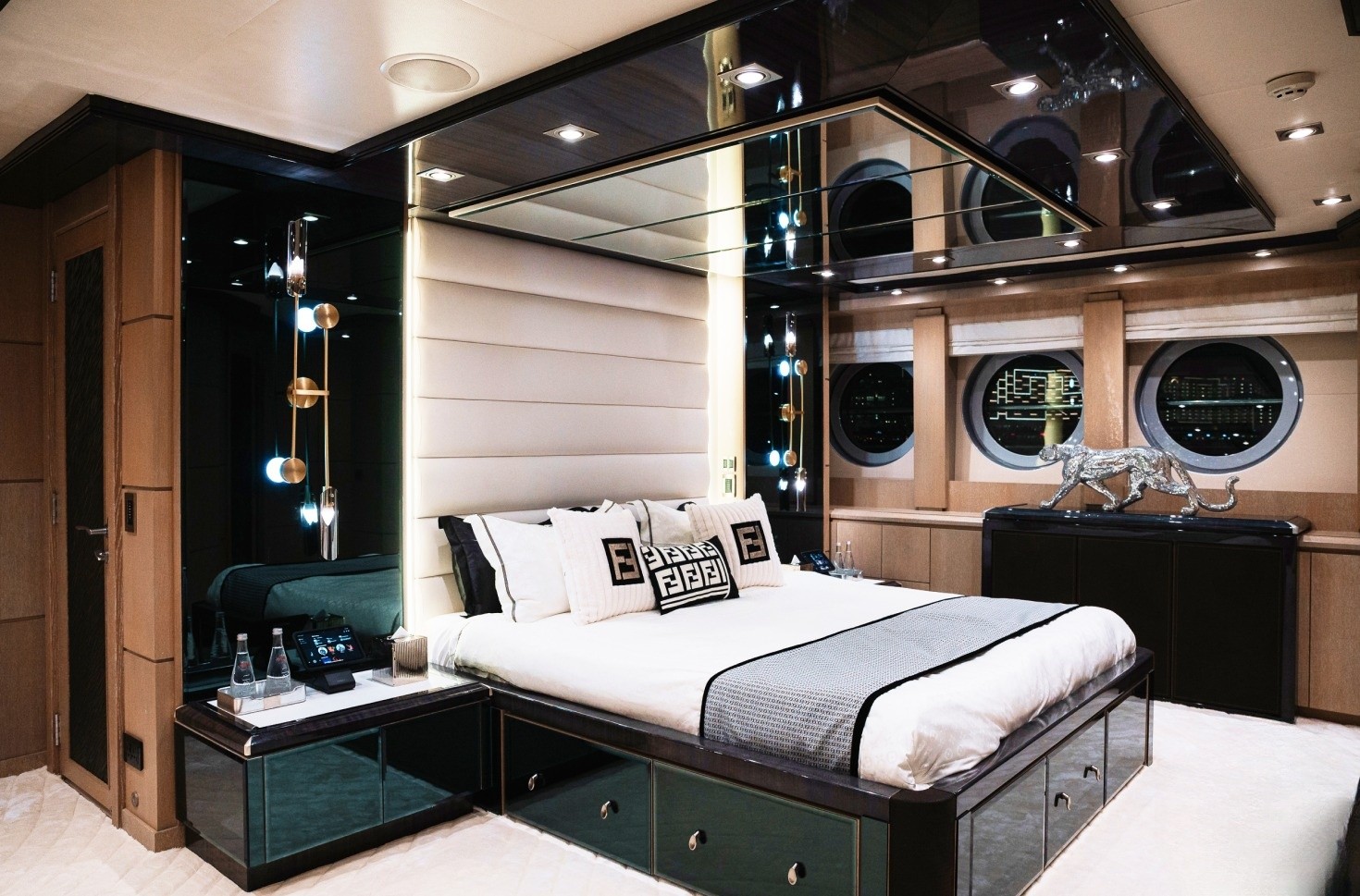 Royalty 136ft  MAYA Yacht  Dubai