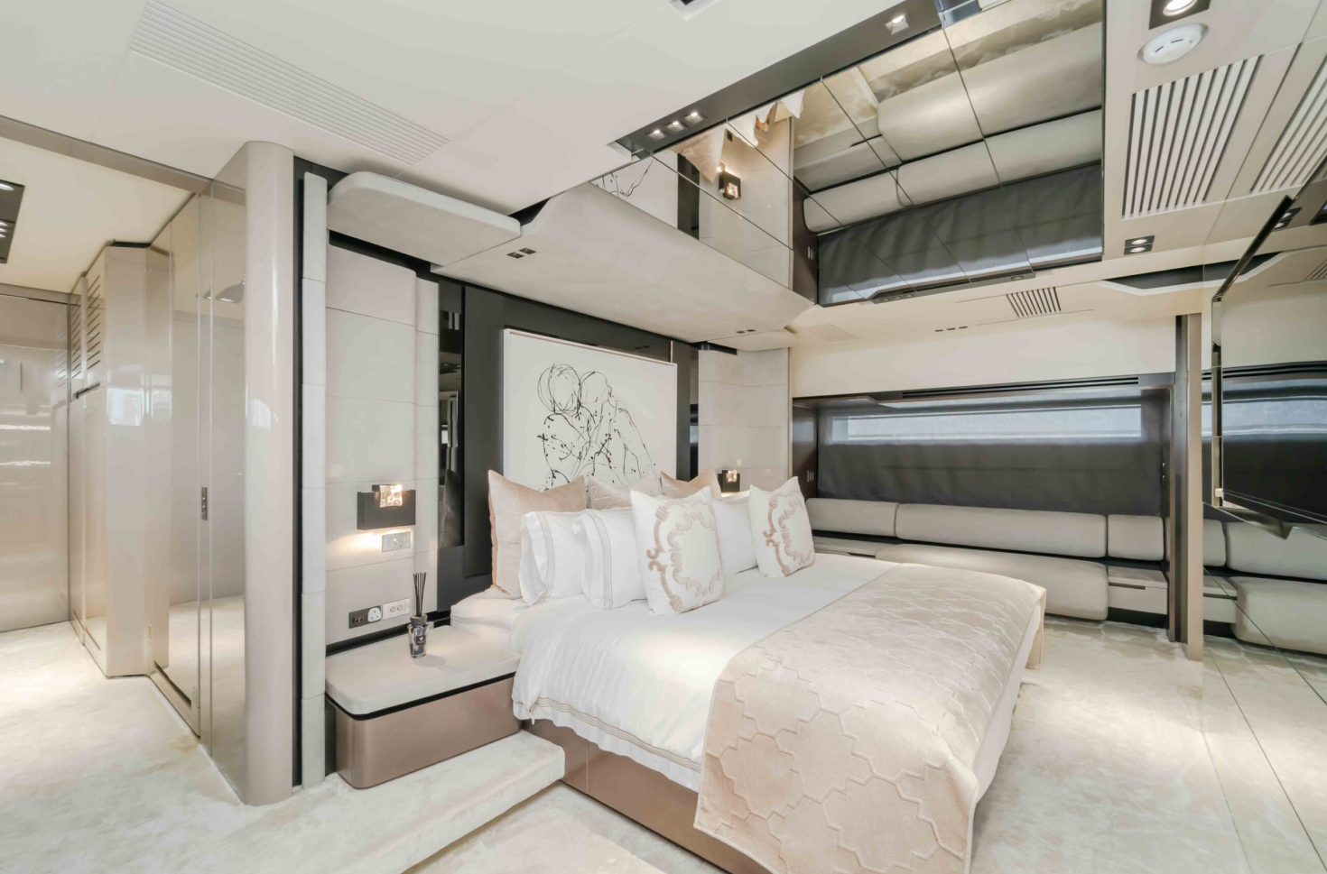 Peri 123ft Safa Yacht Dubai