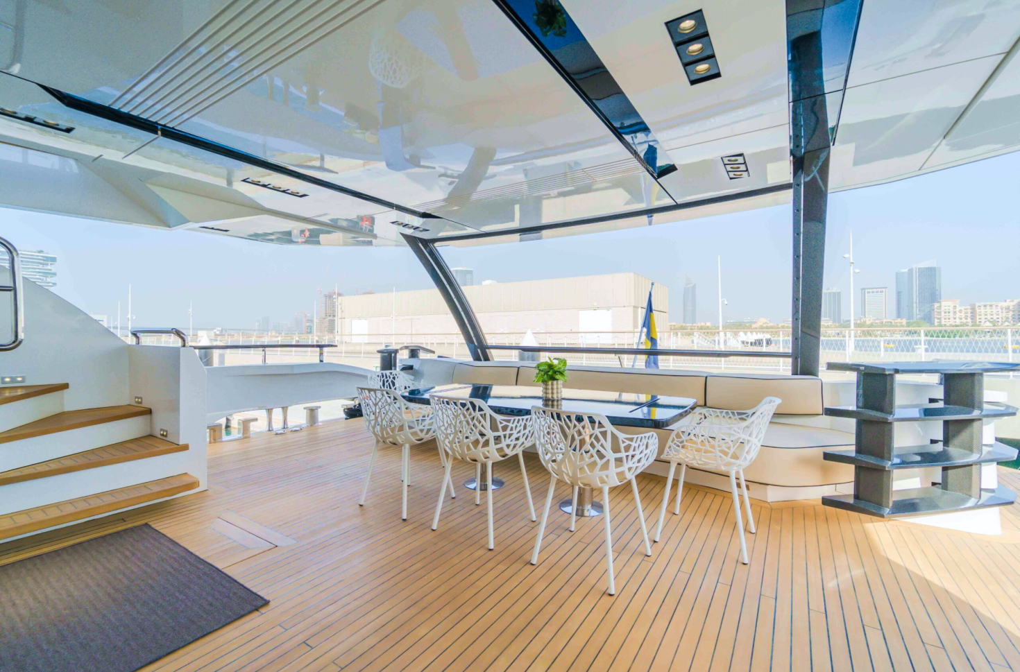 Peri 123ft Safa Yacht Dubai