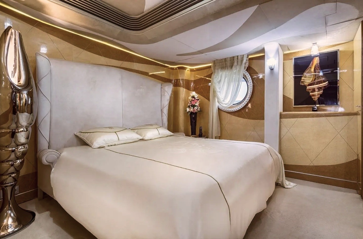 Feadship 164ft Rana Yacht Dubai
