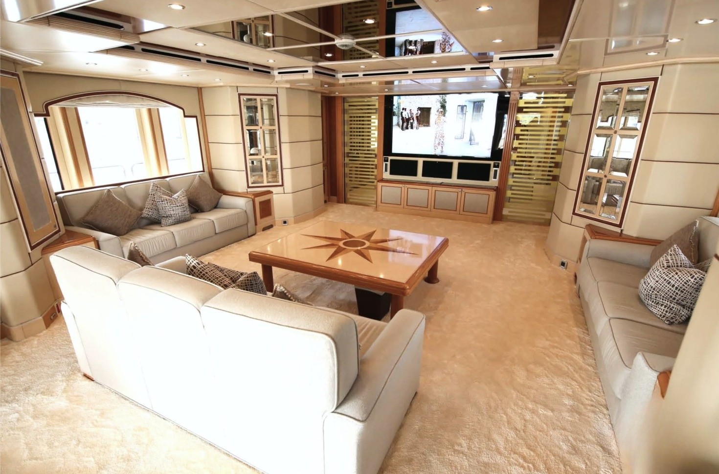 Sensation 164ft Emma Yacht Dubai