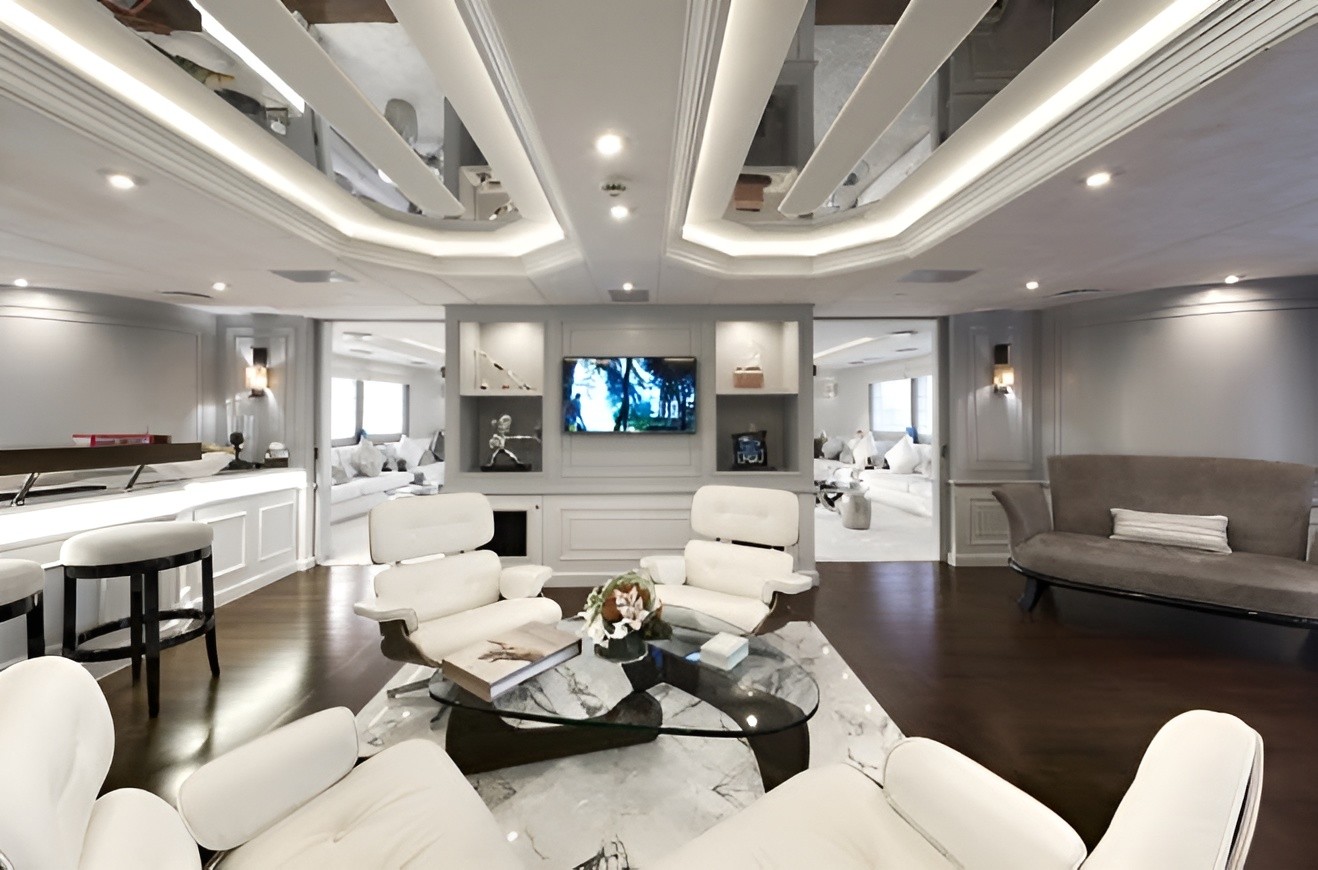 Chakra Rental Yacht  Dubai