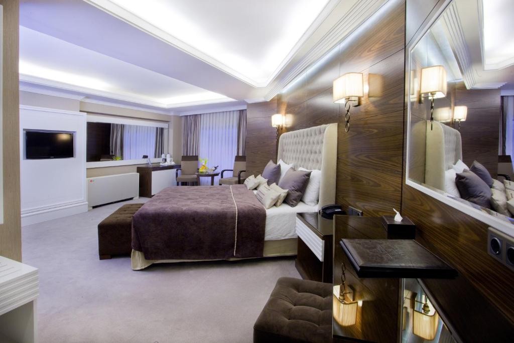 Mirilayon Hotel
