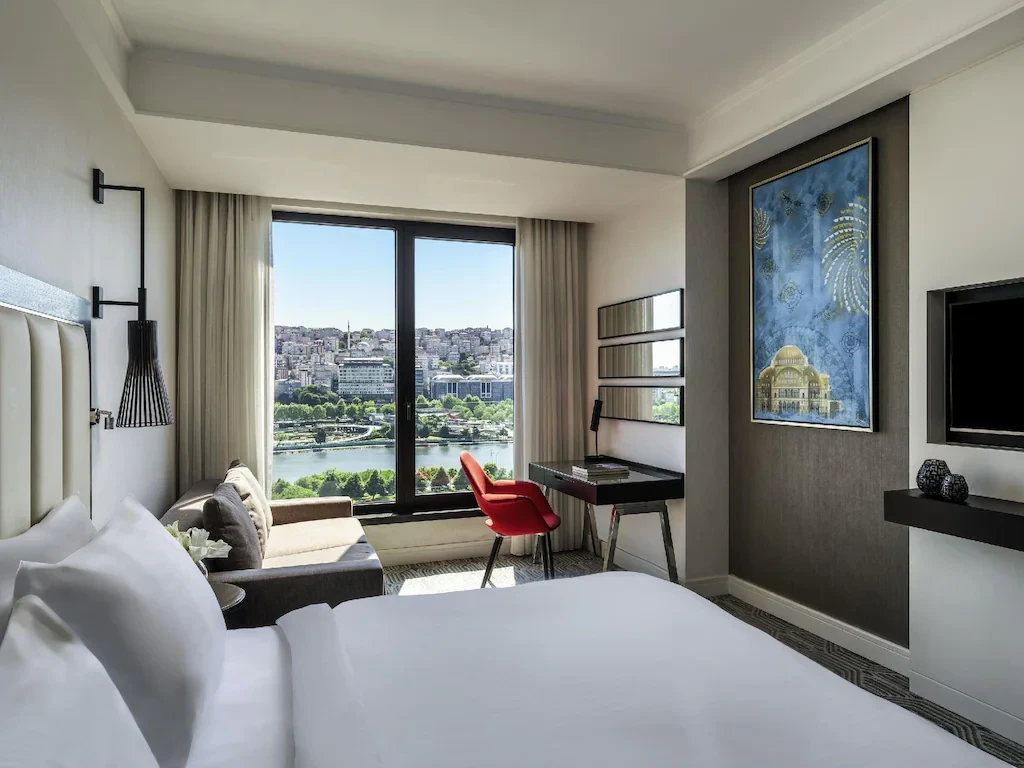 Movenpick Hotel Istanbul Golden Horn