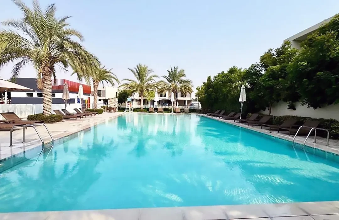 Damac Hills 2 Villa Poolside