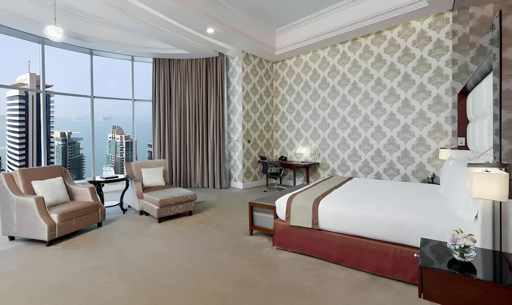 Best Plaza West Bay Hotel