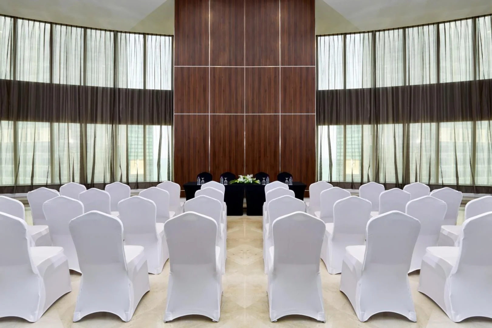 Best Plaza West Bay Hotel