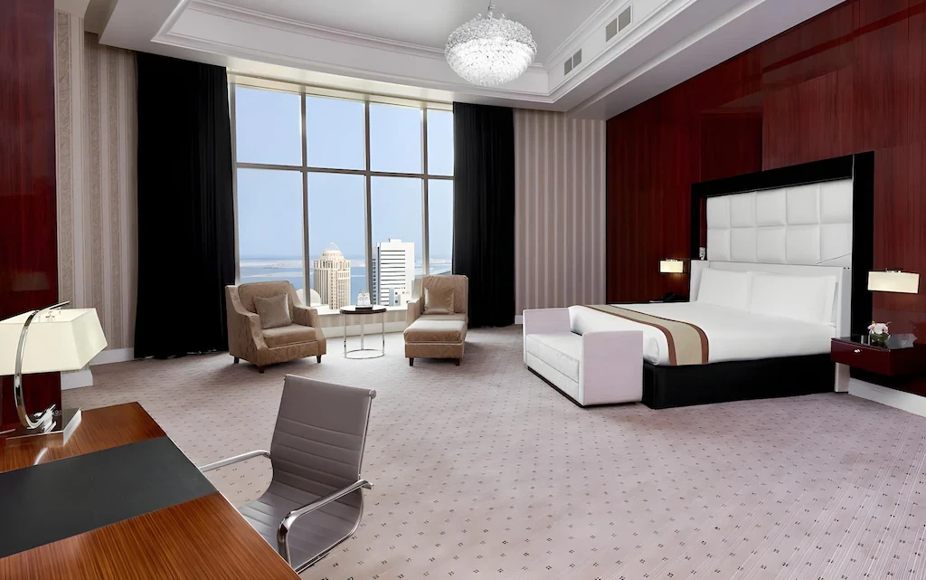 Best Plaza West Bay Hotel