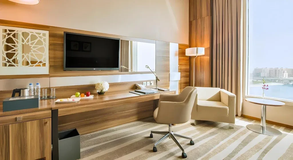 Bay La Sun Hotel & Marina's Seasons KAEC