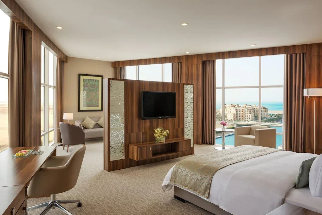 Bay La Sun Hotel & Marina's Seasons KAEC
