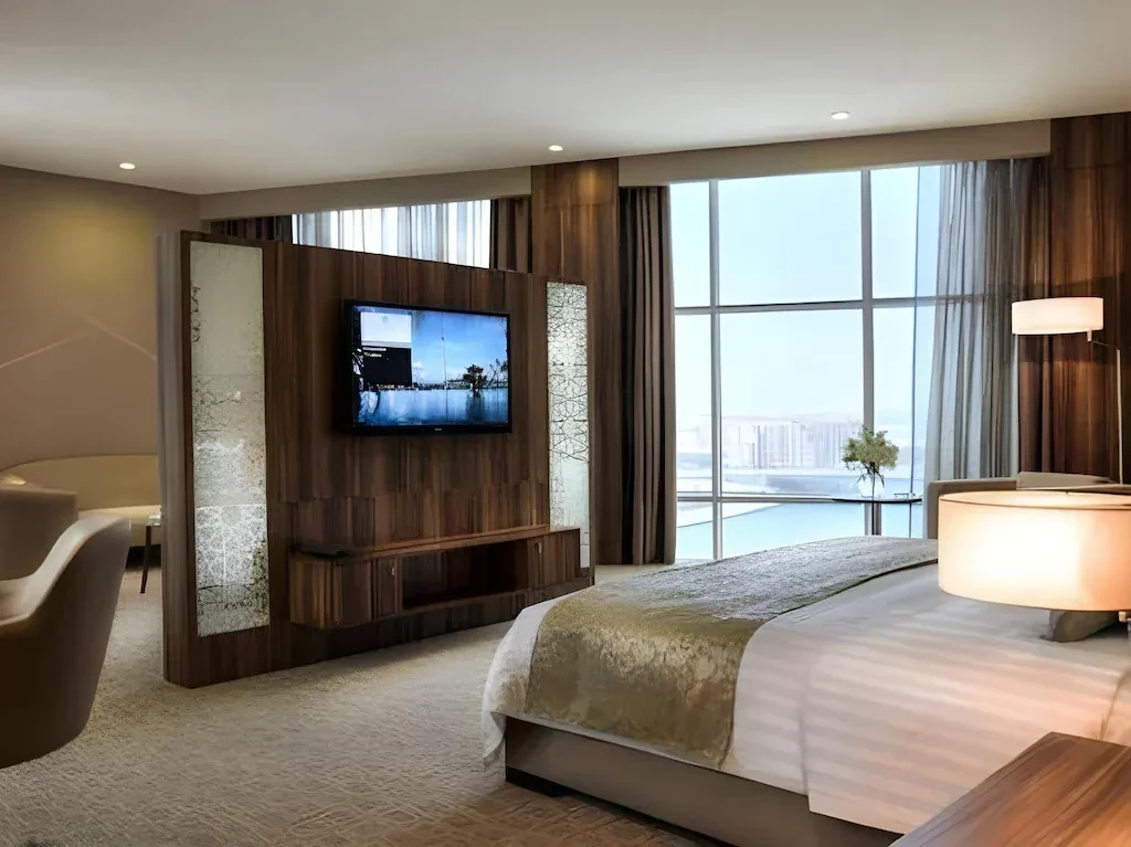 Bay La Sun Hotel & Marina's Seasons KAEC