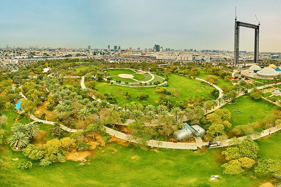 Aerial view of Zabeel Park, Dubai with lush greenery and pathways.