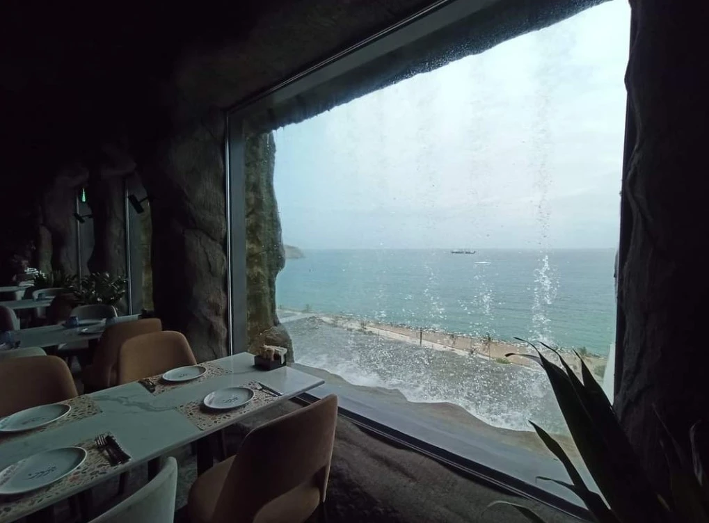 Seaside view from Habib Beirut Restaurant Khorfakkan, Sharjah.