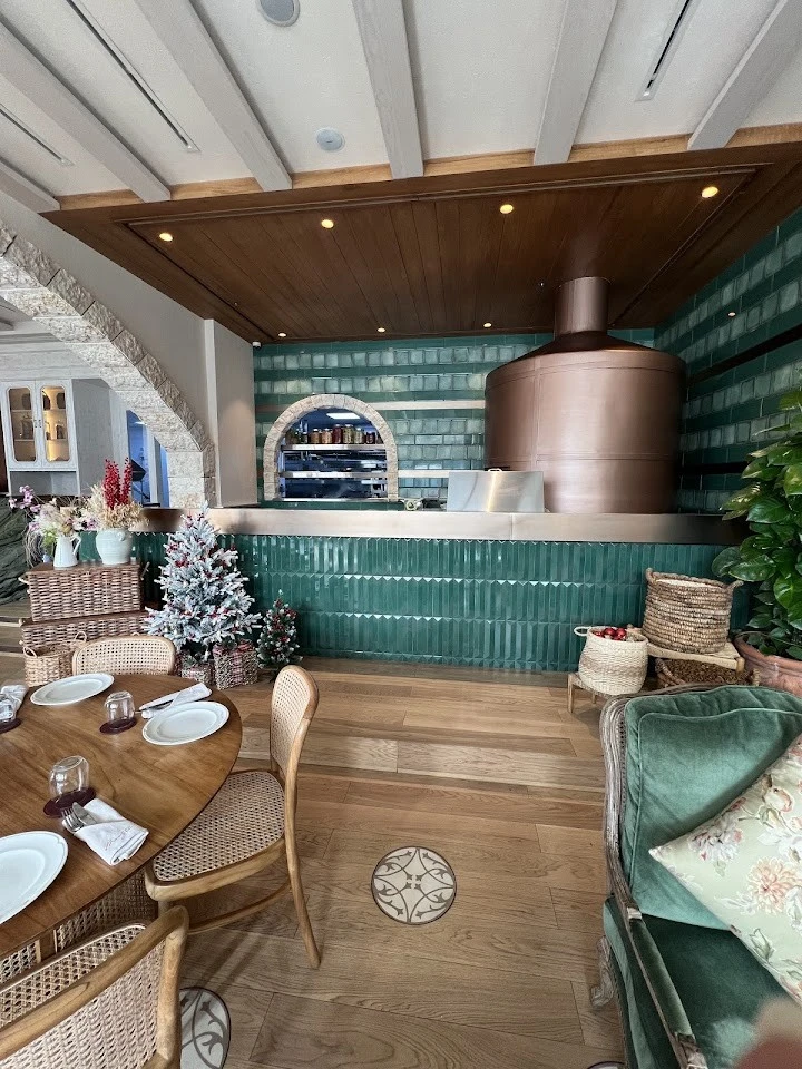 Cozy interior of Sufret Maryam Restaurant, Dubai Al Wasl.