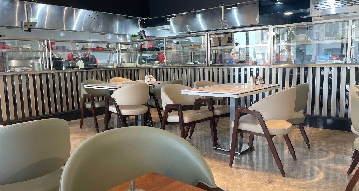 Modern dining area at Grillo Restaurant Fanateer, Al Jubail.