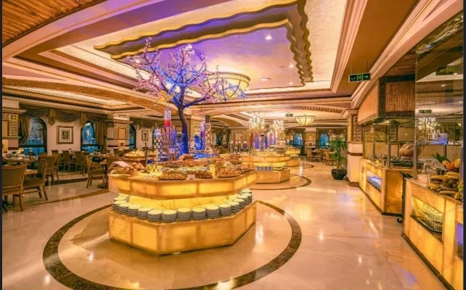 Elegant dining area at Tuheed Pakistani Restaurant, Makkah.