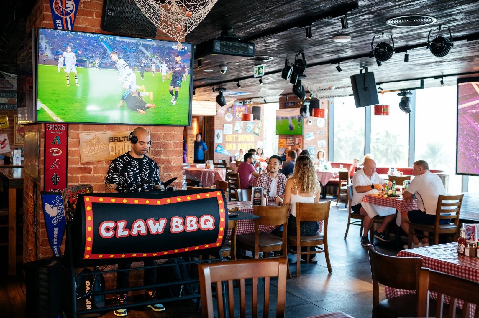 Claw BBQ
