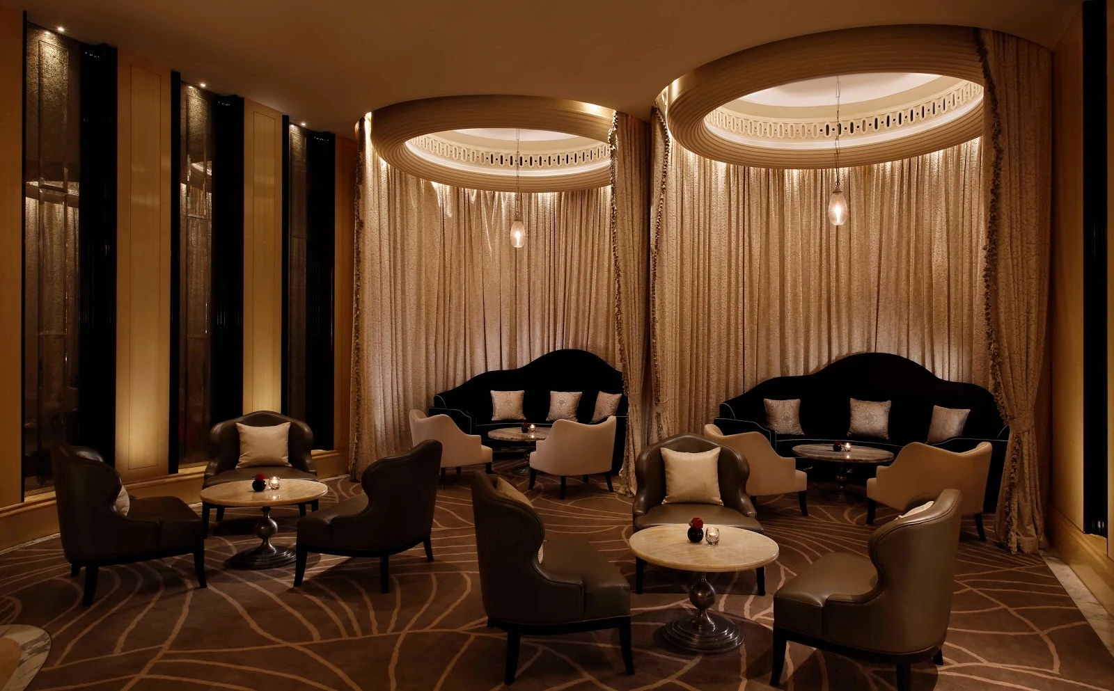 Champagne Lounge Dubai