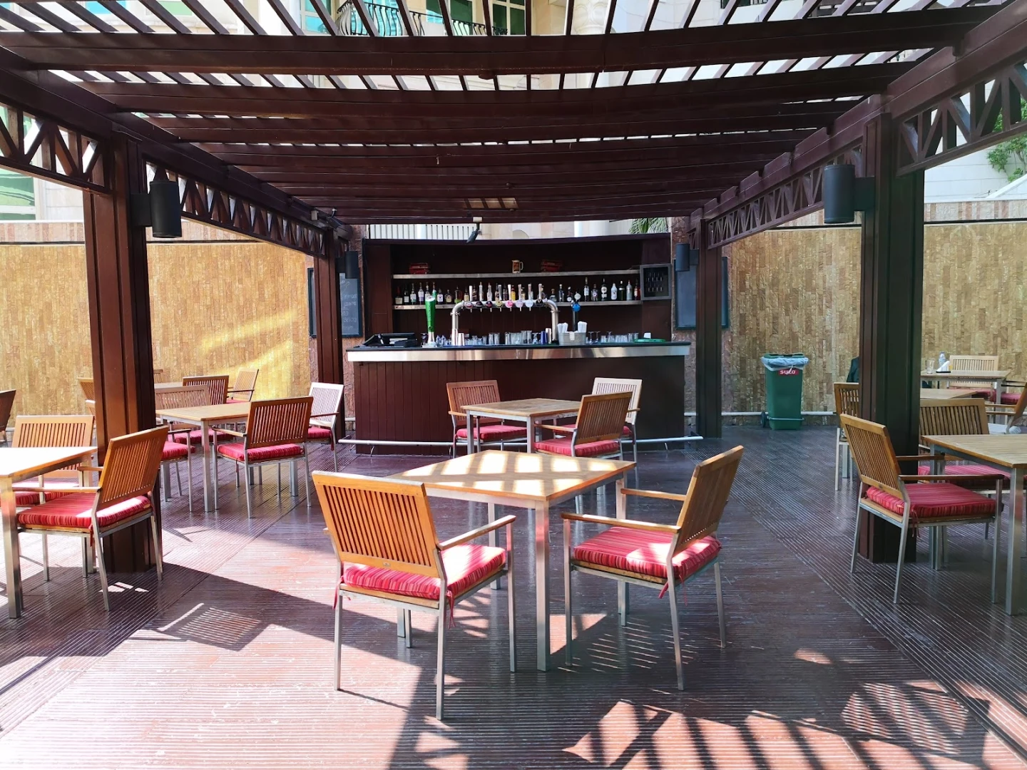Double Decker Pub Dubai