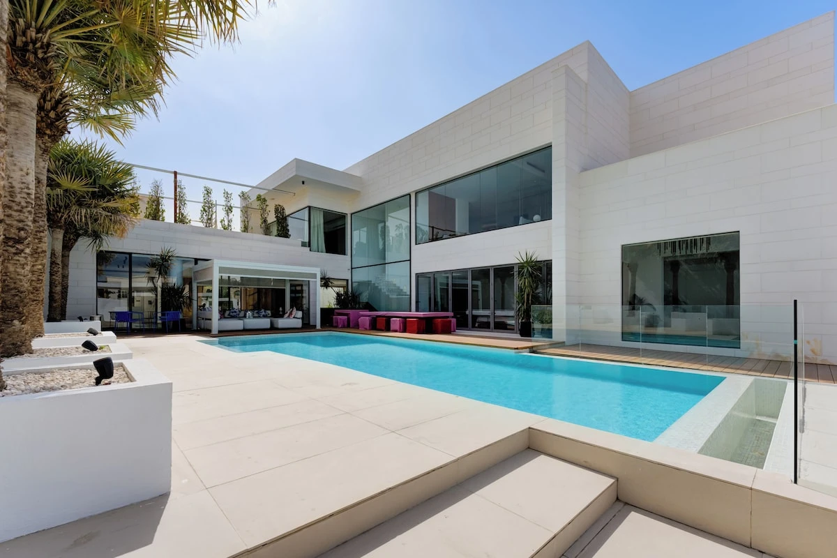 Villa Buyout