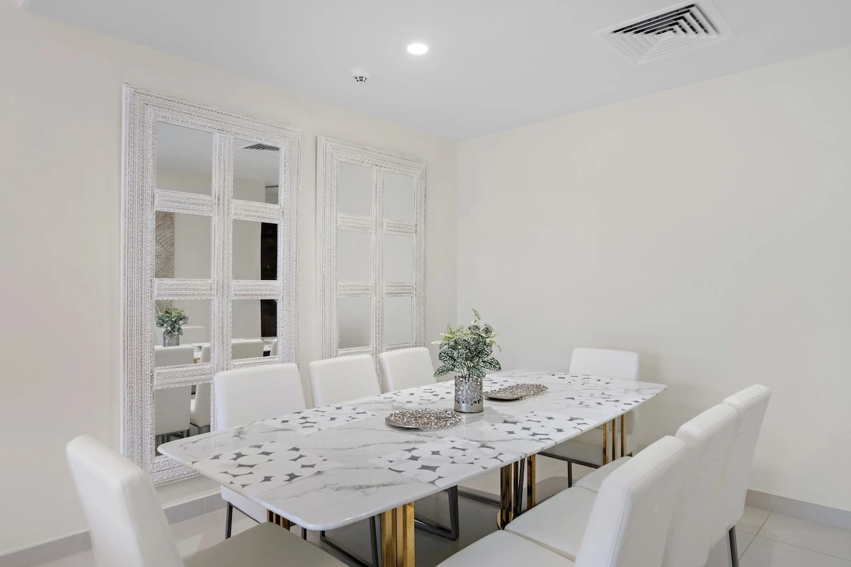 Luxury 4BR Corner Villa