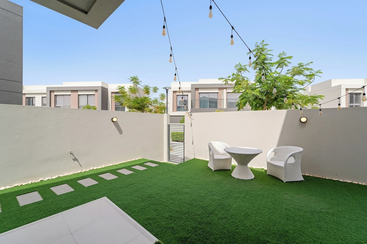 Luxury 4BR Corner Villa